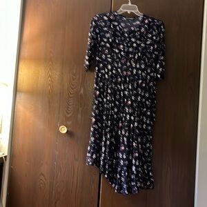 Hypernation nursing mother’s midi dress. Two zippers in front for nursing. S